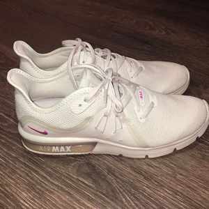 Women’s Nike Air Max Sequent 3
